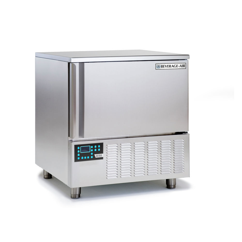 Beverage Air Blast Chiller/Freezer countertop unit 45 lb. capacity (chilling) or 30 lb. capacity (freezing) (5) 18" x 26" pan capacity
