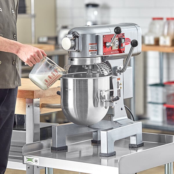Avantco MX10H 10 Qt. Planetary Stand Mixer with Guard & Standard Accessories - 120V, 3/4 hp